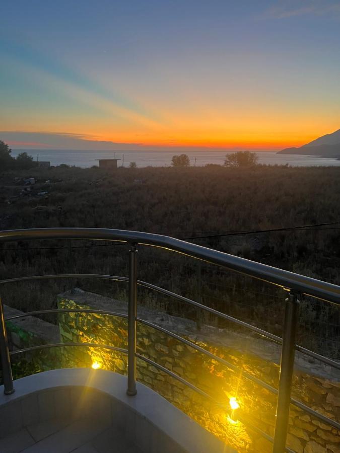 Noah'S Home Himare Luaran gambar